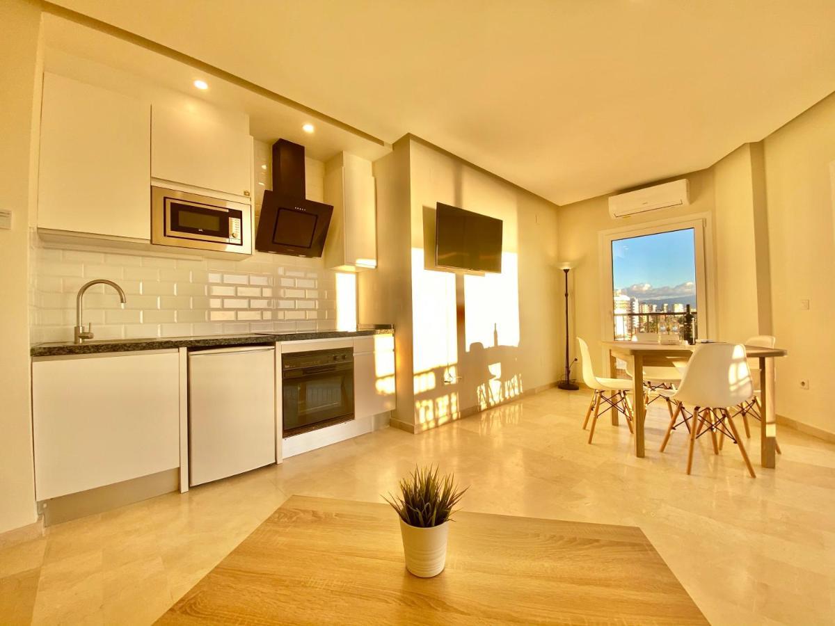 Apartamentos Turisticos Castillo Del Vigia Torremolinos Kültér fotó