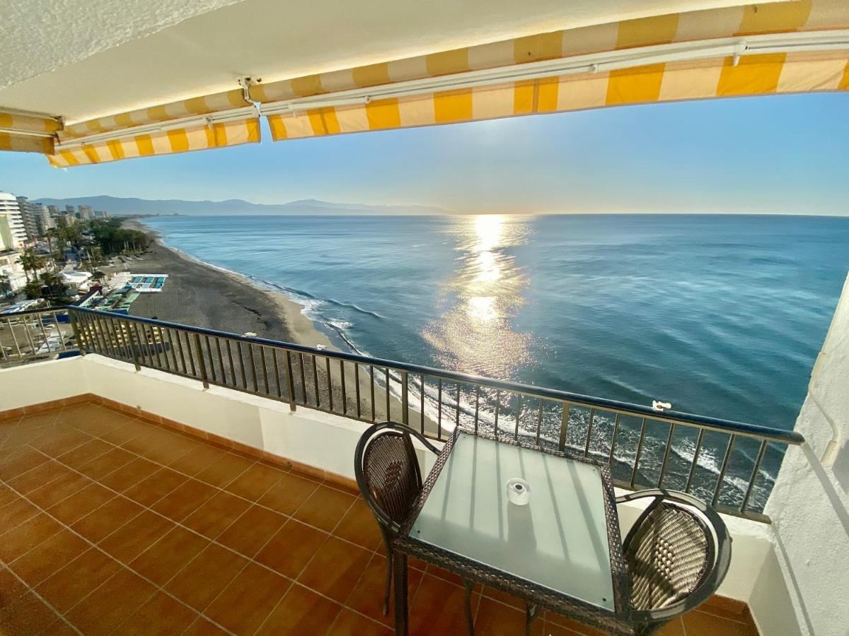 Apartamentos Turisticos Castillo Del Vigia Torremolinos Kültér fotó