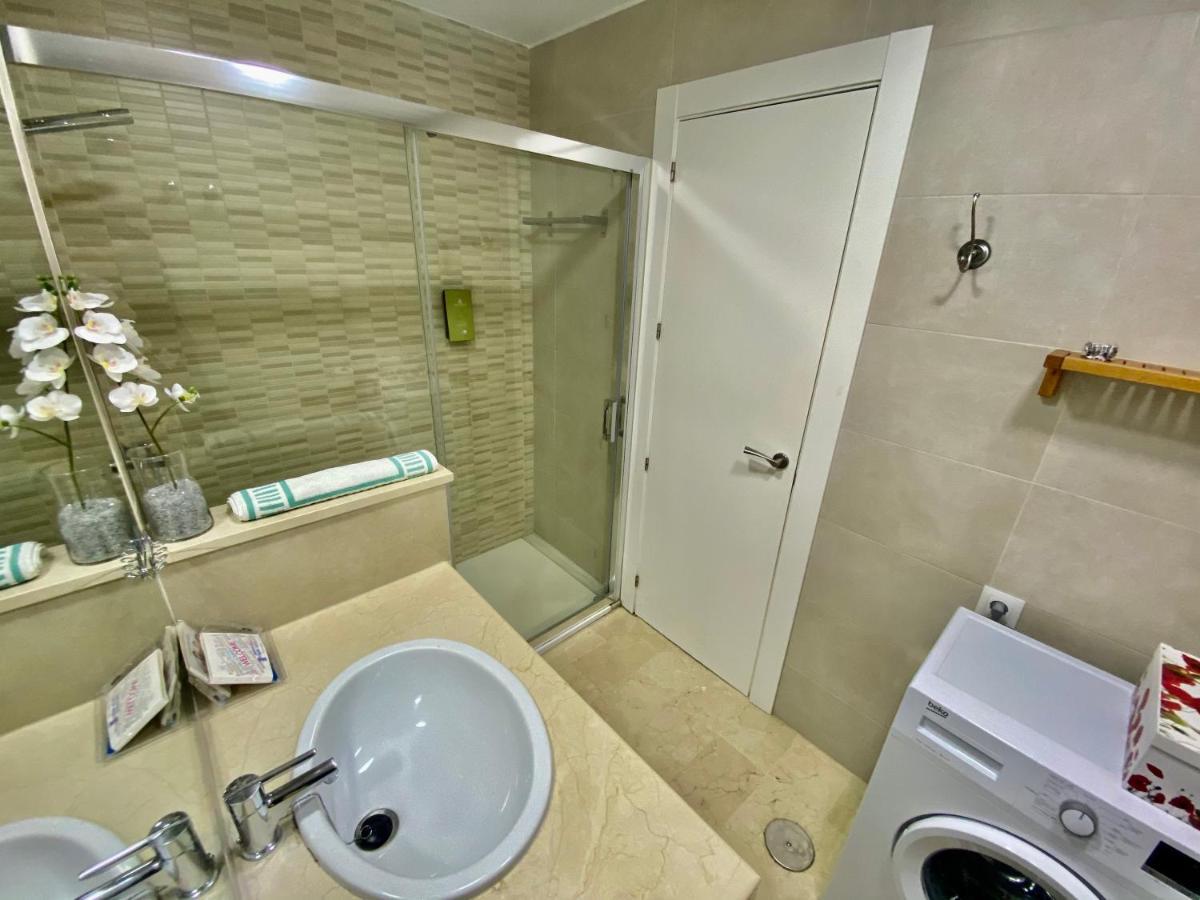 Apartamentos Turisticos Castillo Del Vigia Torremolinos Kültér fotó